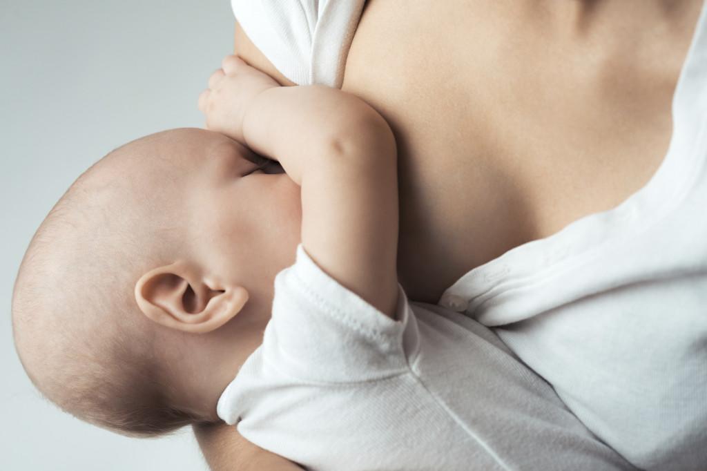 Breastfeeding (Photo: iStock)