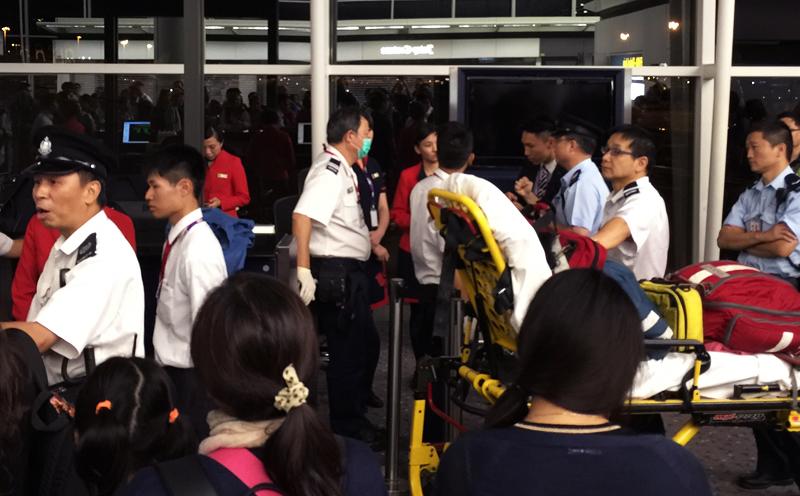 hong kong airlines flyers riot at airport (photo: scmp)