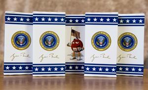 air force one m&ms (photo: reuters)