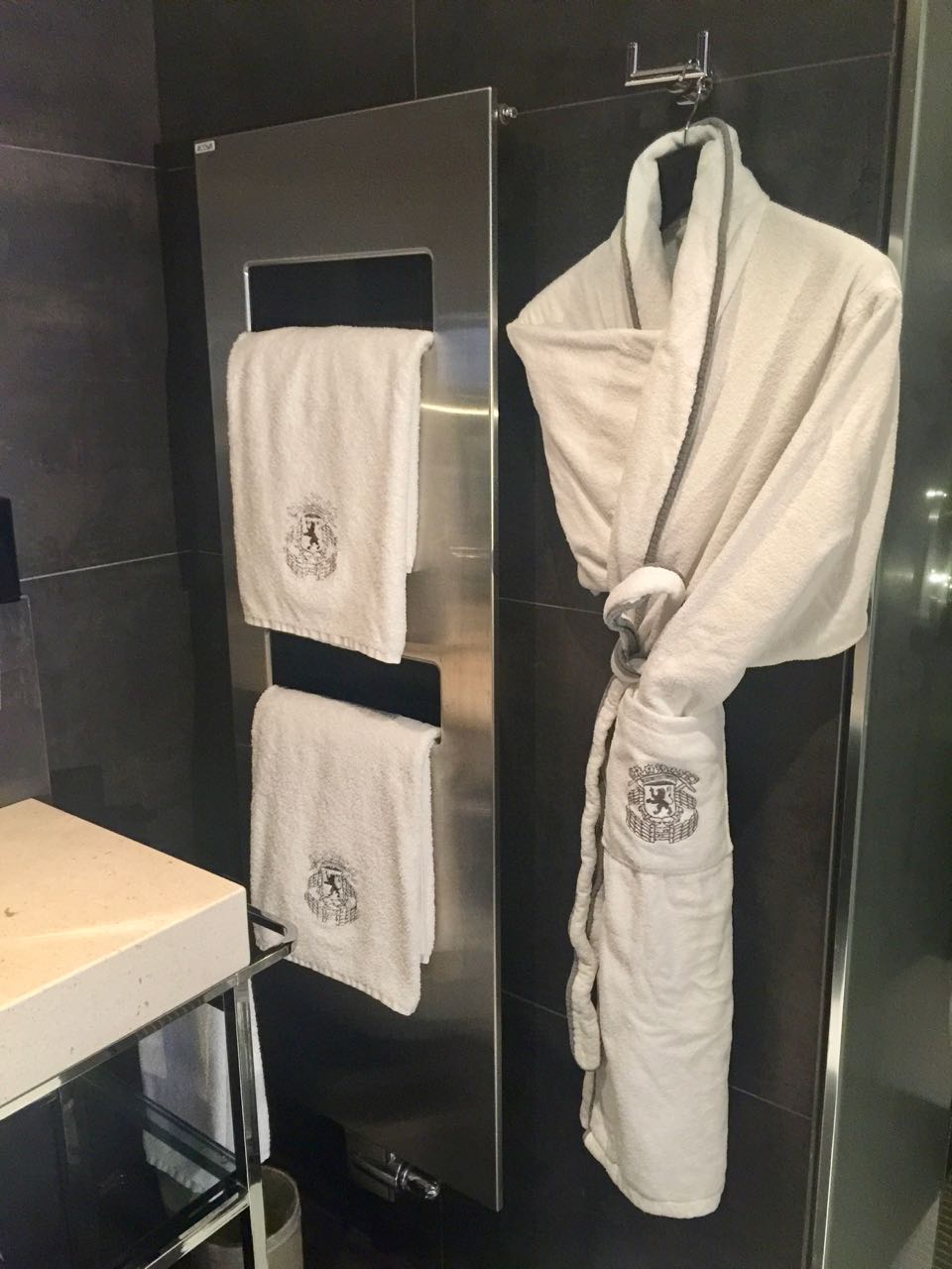 Sofitel Amsterdam | Embossed Towels Bath