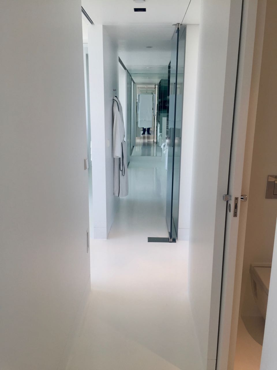 Sofitel Vienna | Bathroom Corridor.jpg