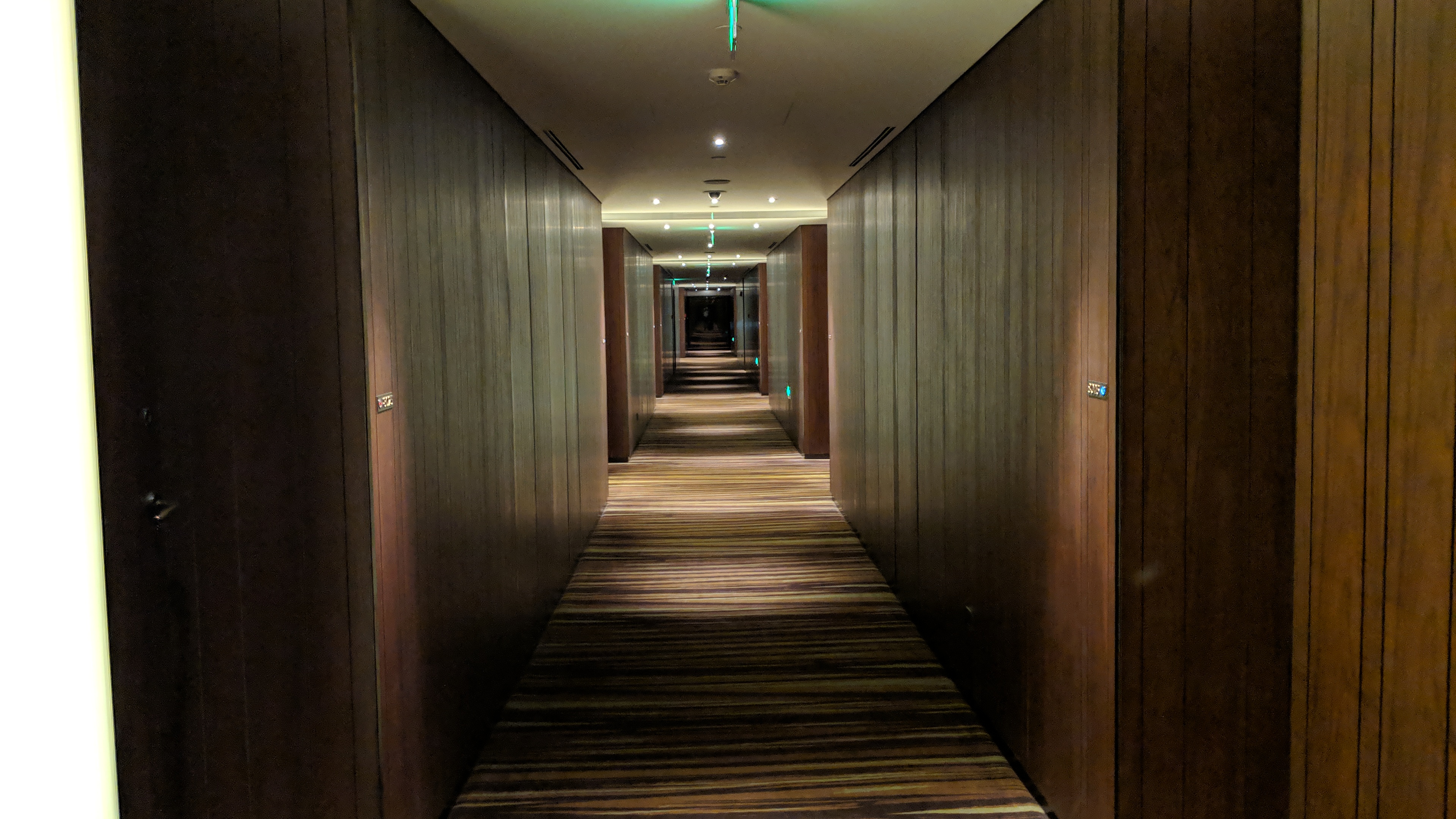 1_Hallway.jpg