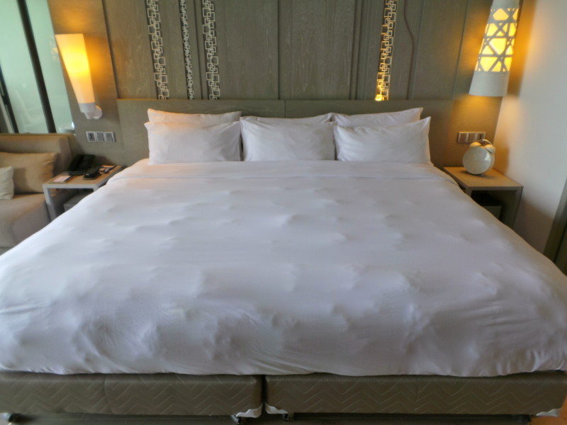Recent Stay At Pullman Et Arcadia, Are There Beds Bigger Than King Size