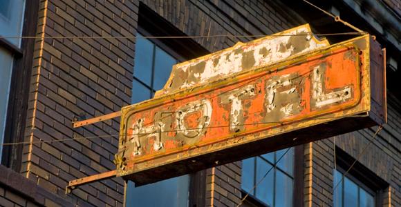 04_DirtyHotels