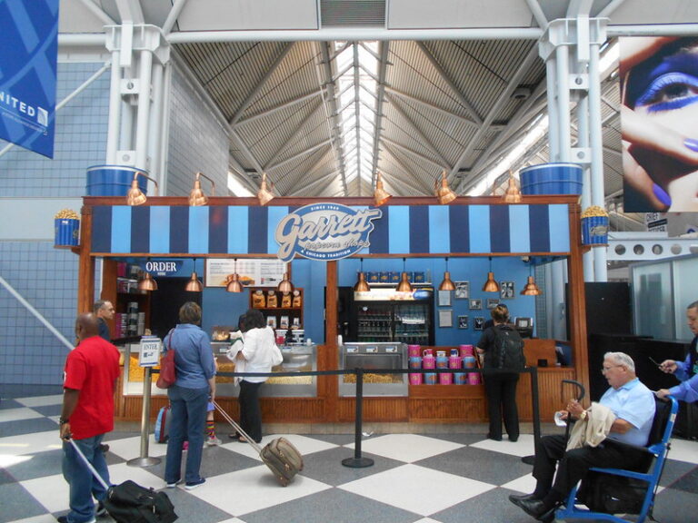 Where Are the Best Places to Eat in Chicago Airport?