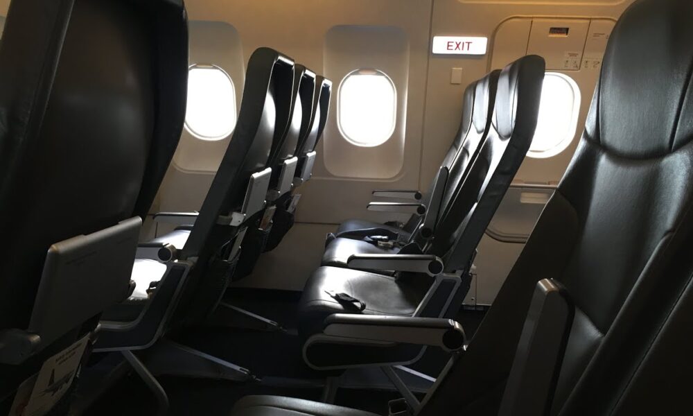 Are Frontier S Stretch Seats Worth The Money